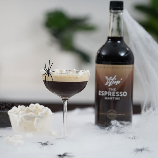XtiniEspressoMartini-SpookyHalloweenCocktail4 Spooky Halloween Xtini Espresso Martini